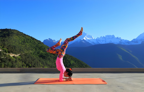 What should I pay attention to when doing yoga?