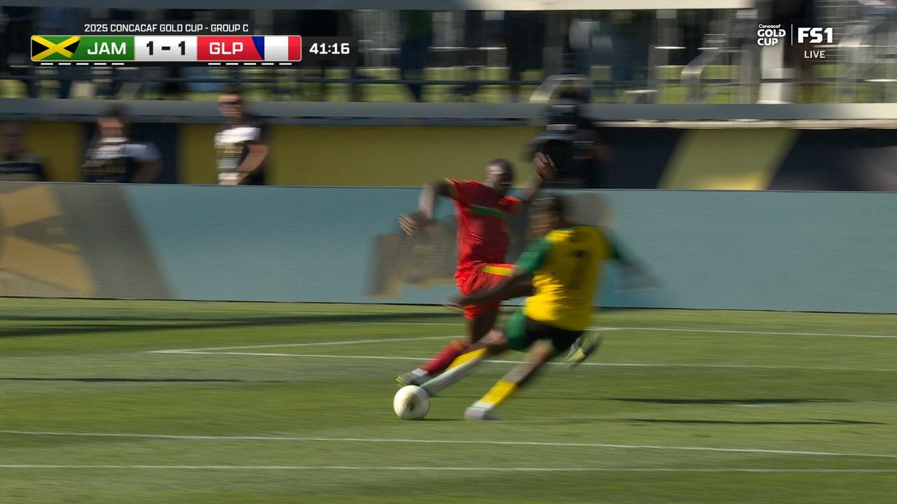 Jamaica’s Leon Bailey finds the back of the net for equalizer vs. Guadeloupe
